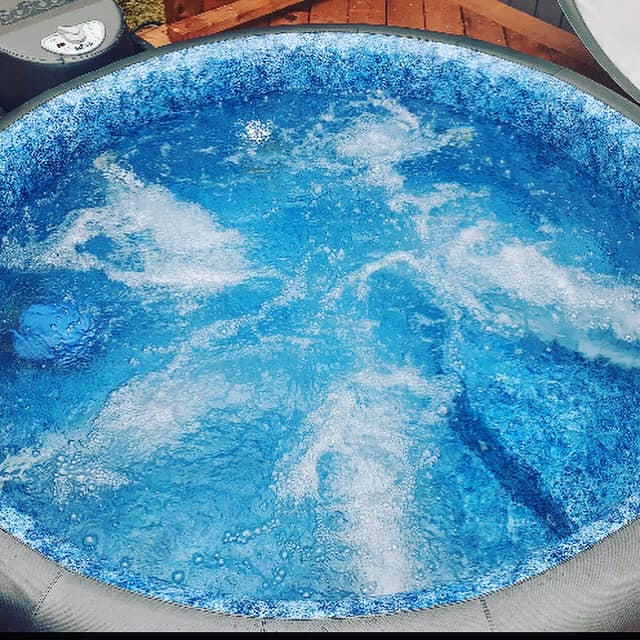 Softub® 300 Hot Tub