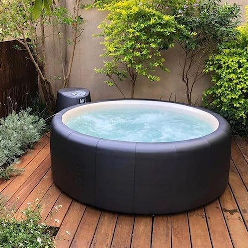 Softub® 300 Hot Tub