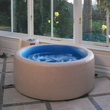Sportster® 140 Hot Tub